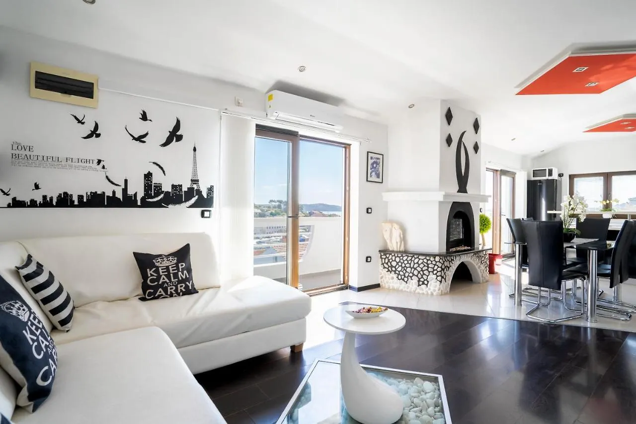 Apartment Elizabeta Sali 0*,  Croazia